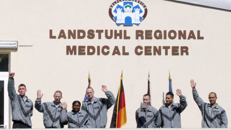 Най-голямата американска военна болница в Германия затвори родилното отделение заради войната в Иран